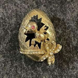 Vintage hatching chick brooch